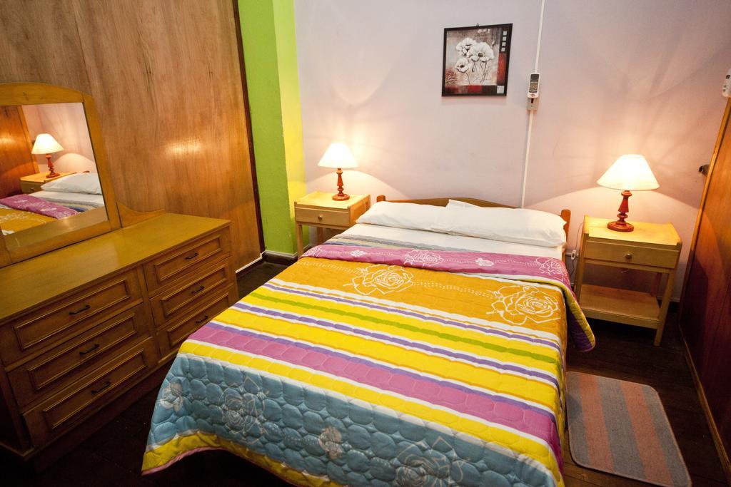 Black Cat Hostel 아순시온 외부 사진