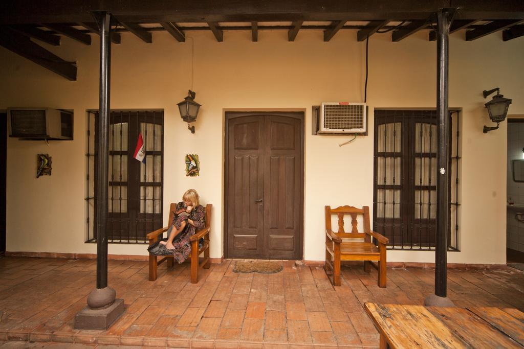 Black Cat Hostel 아순시온 외부 사진