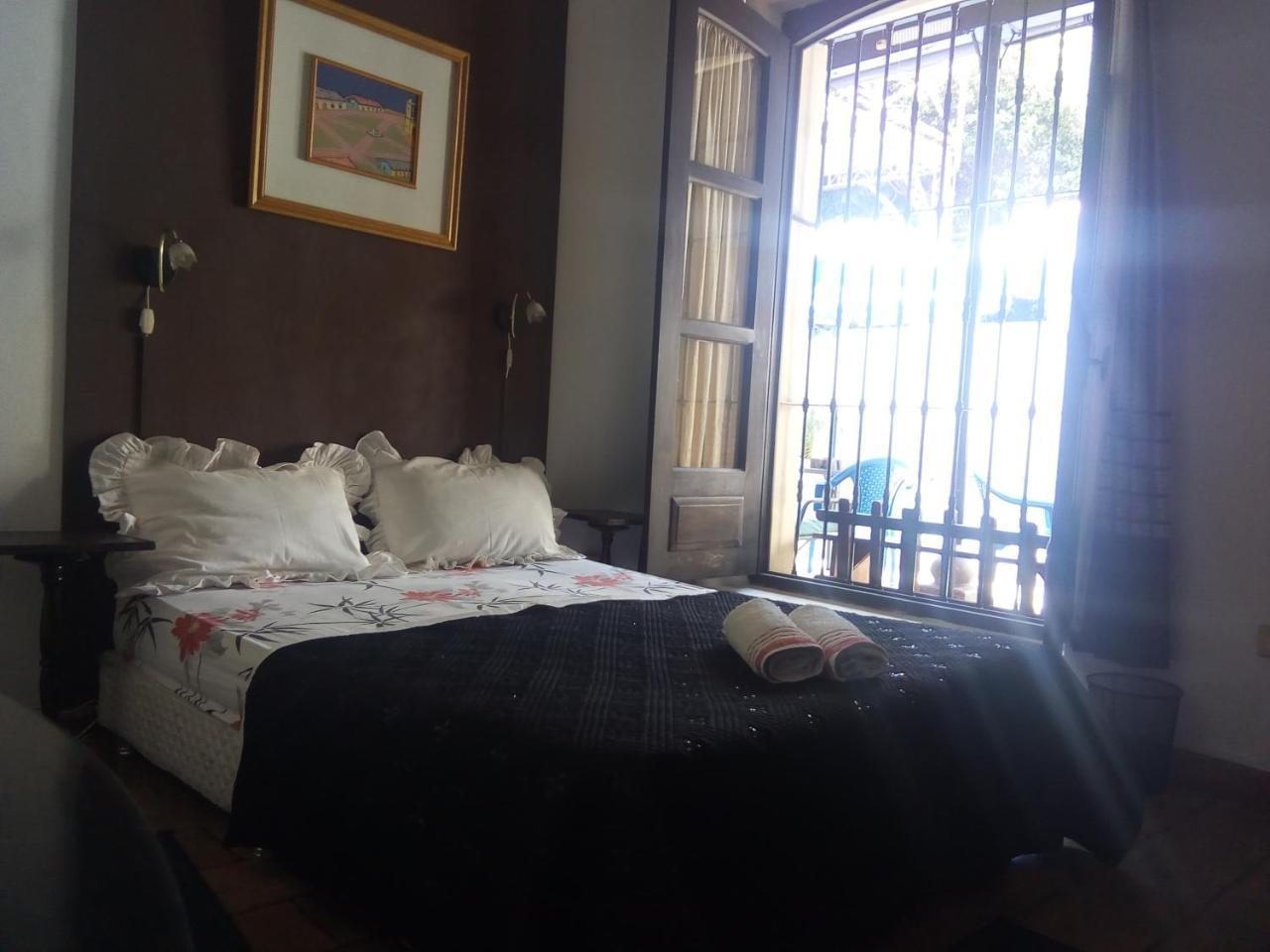 Black Cat Hostel 아순시온 외부 사진